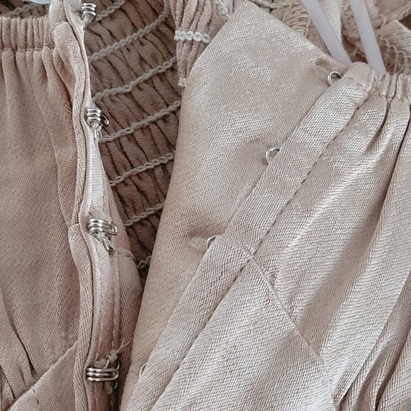 Astr the Label Larinna Bustier Crop Top Small Sweetheart Neck Sleeveless Beige - Picture 11 of 11